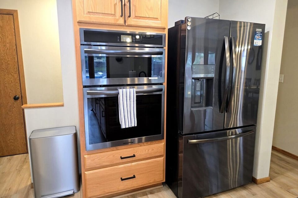 Large Fridge and Oven