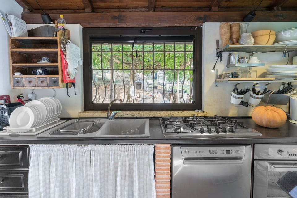 Autumn, Kitchen, Spring, Winter