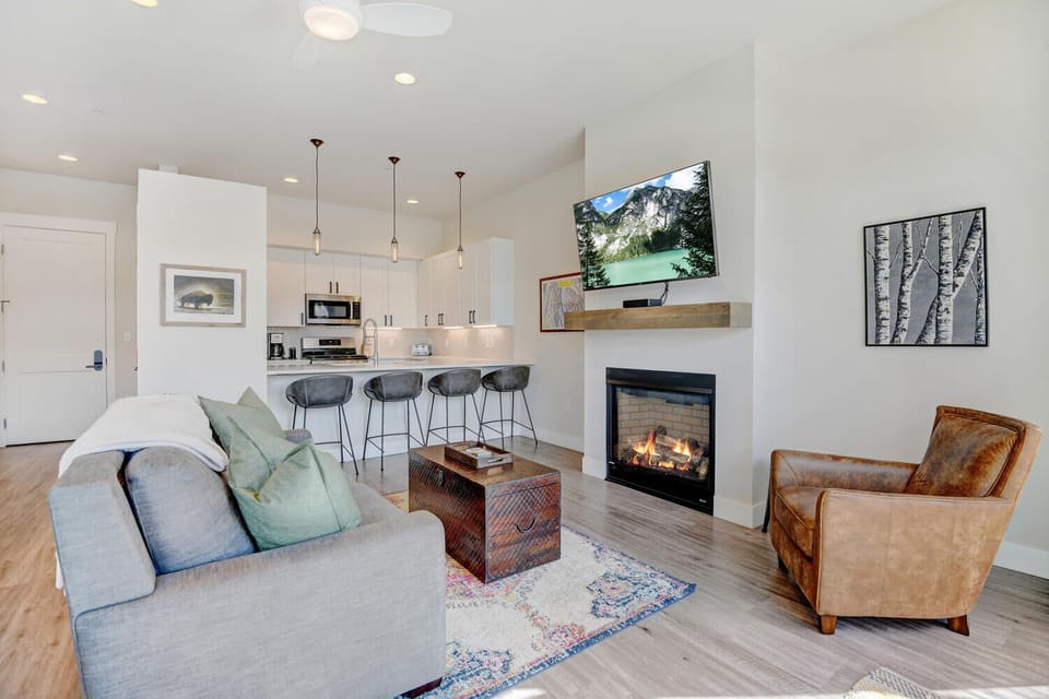 Living Room With 55" HDTV
