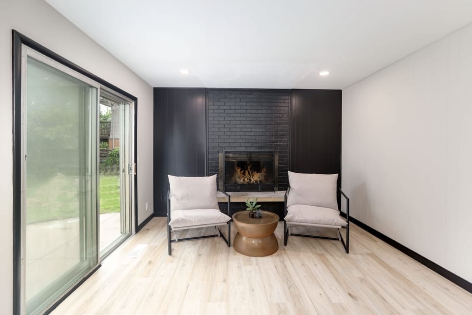 Sitting Area