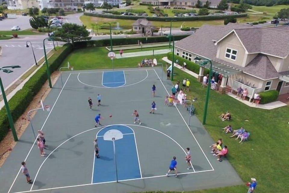 Keep the kids (and the adults!) entertained! Enjoy hours of active fun on the community basketball court.