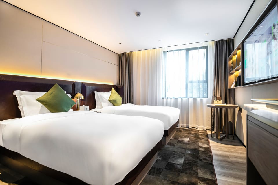 Comfort Twin Room | Hypo-allergenic bedding, free minibar, in-room safe