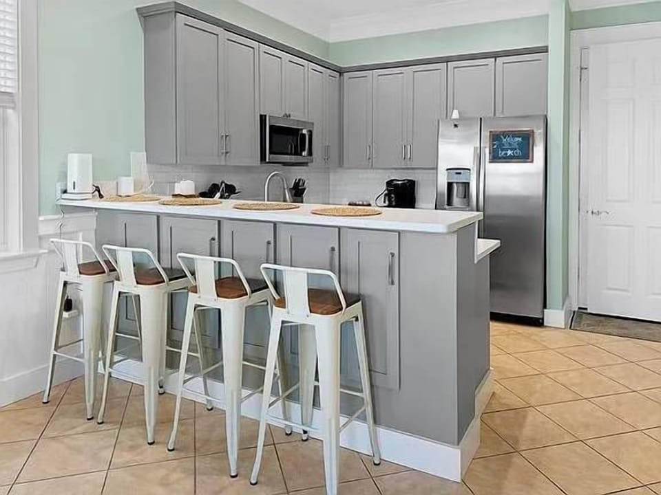 Extra barstool seating.