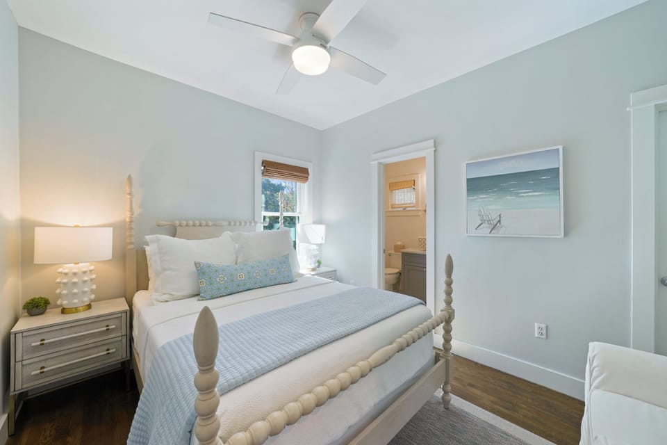 FOURTH BEDROOM, QUEEN W/ENSUITE BATHROOM