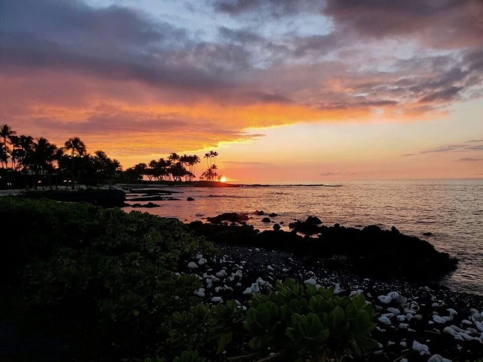 Sunset from Mauna Lani Beach access
