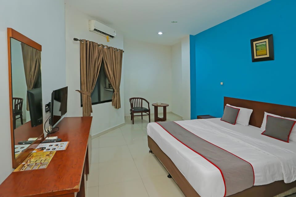 Standard Double Room | Desk, laptop workspace, WiFi, bed sheets