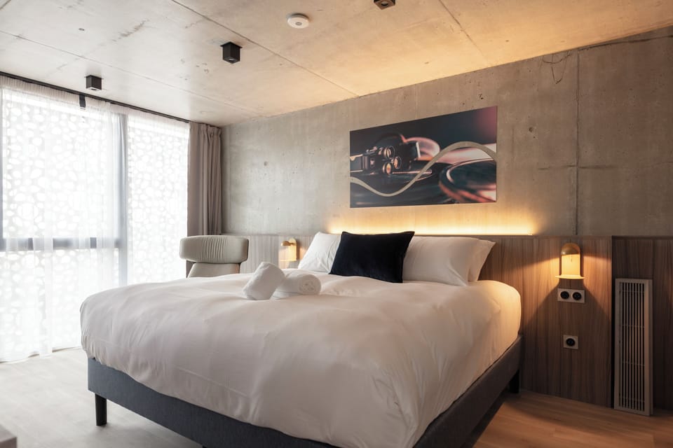 Junior Suite, Pool Access | Premium bedding, pillowtop beds, in-room safe, individually decorated