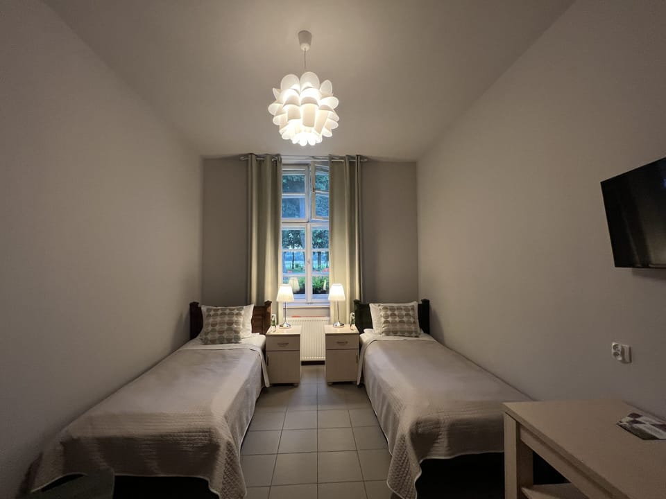 Standard Double Room | Individually decorated, individually furnished, desk, iron/ironing board