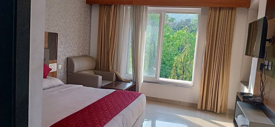 Luxury Room | 1 bedroom, premium bedding, memory foam beds, desk