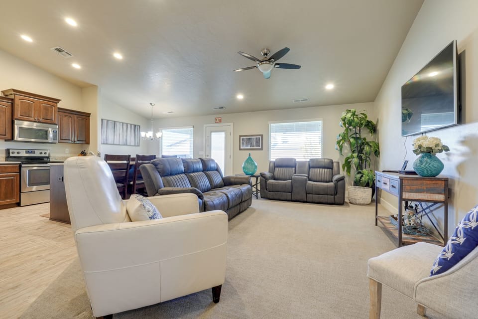 House (5 Bedrooms) | Interior