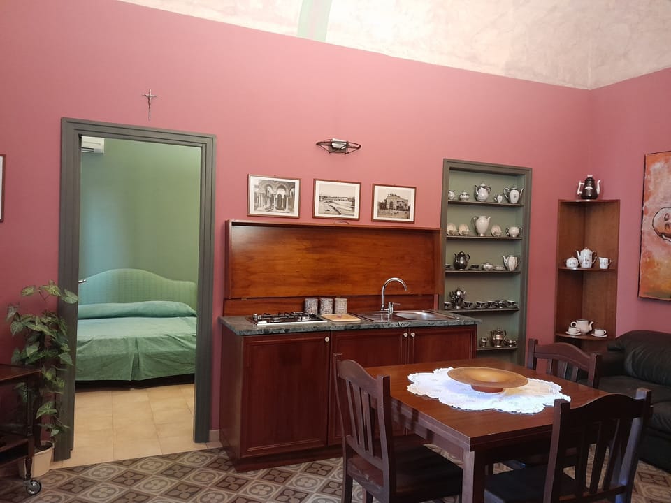 Apartment, 1 Bedroom, Smoking | Interior