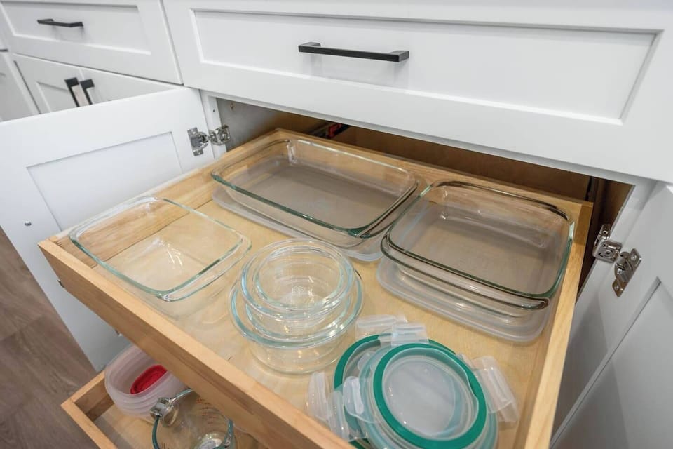 Additional kitchen storage and serving dishes available.