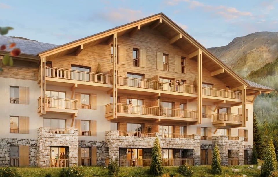 Enjoy a memorable mountain holiday in Auron!