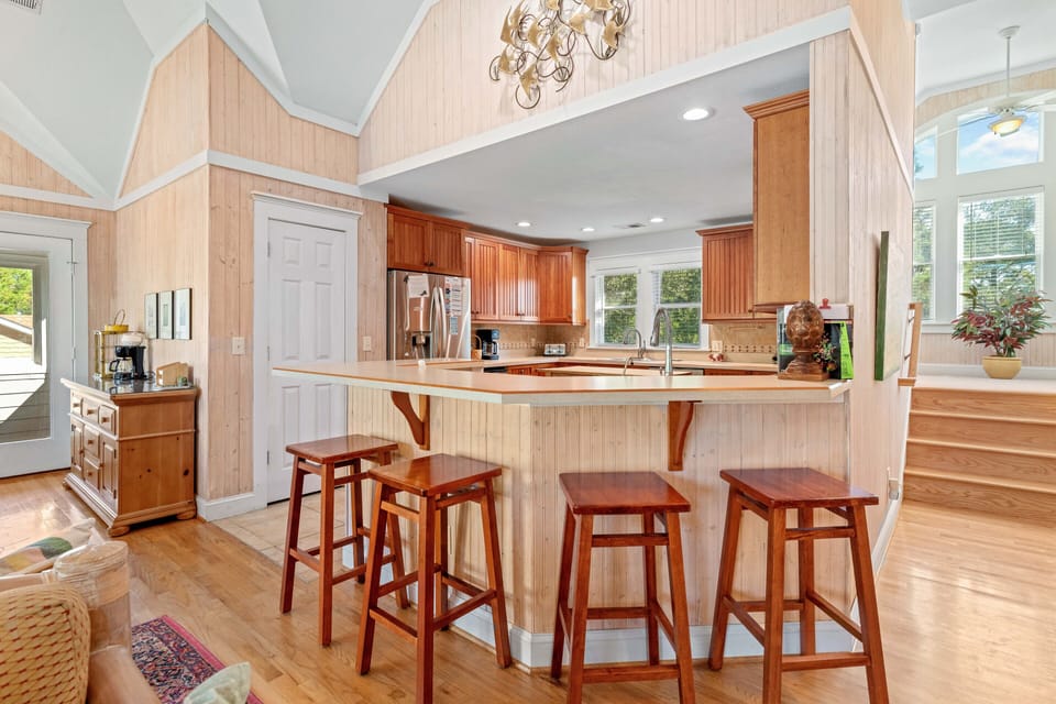 Kitchen Island - Top Level