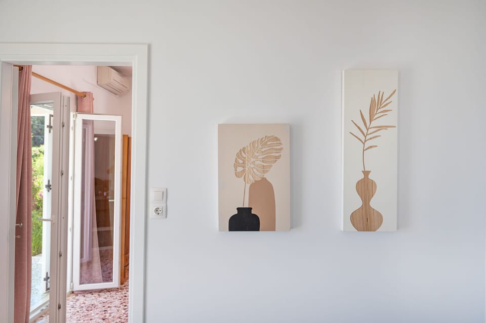 Subtle decoration