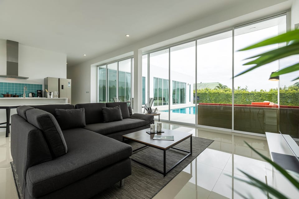 Deluxe Villa | Living area