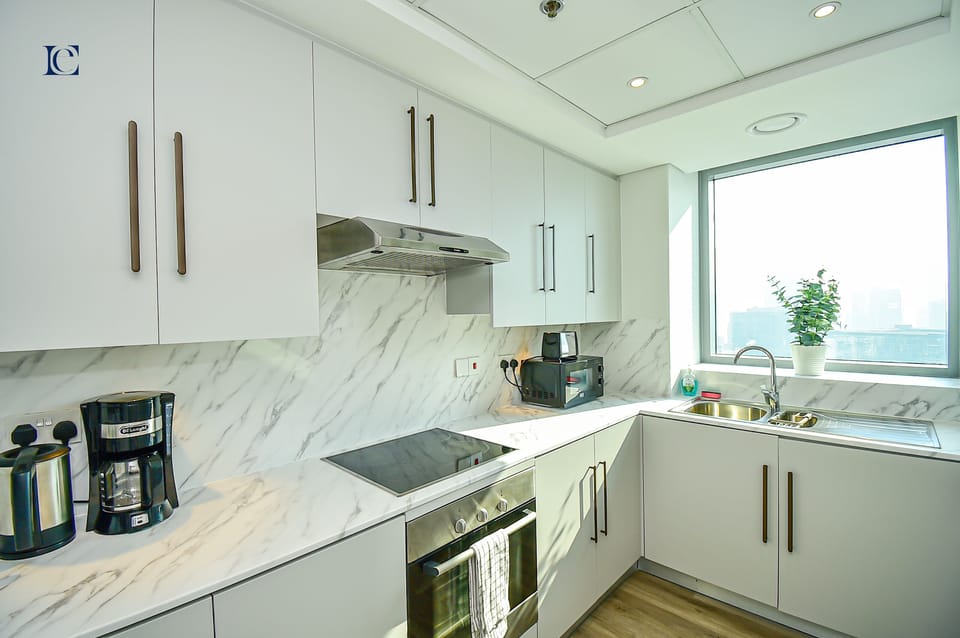 Standard Apartment | Private kitchen | Full-size fridge, microwave, oven, dishwasher