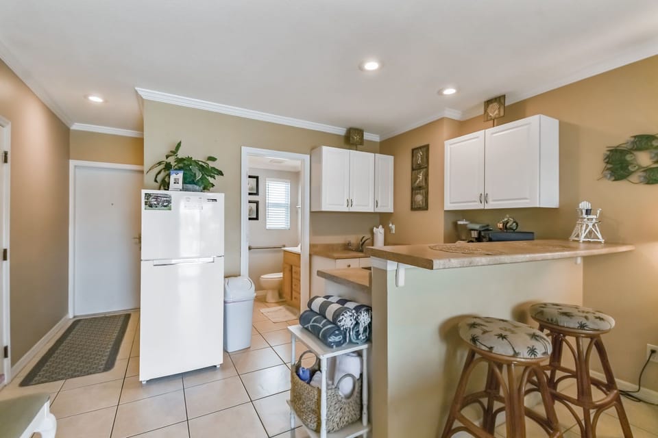 Suite 2; Sleeps 2