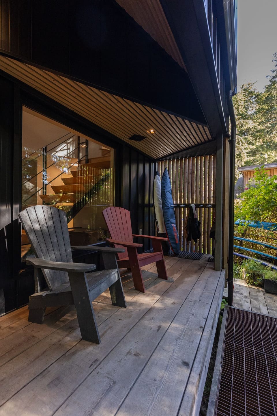 Outdoor seating with forrest views
