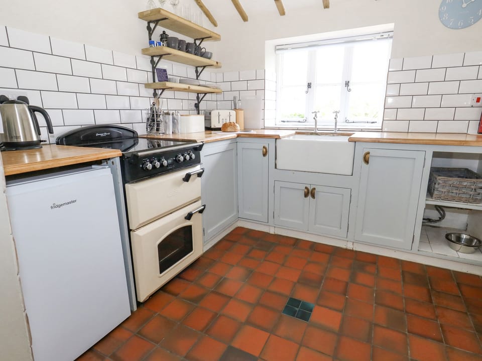 Fridge, dishwasher, electric kettle, toaster
