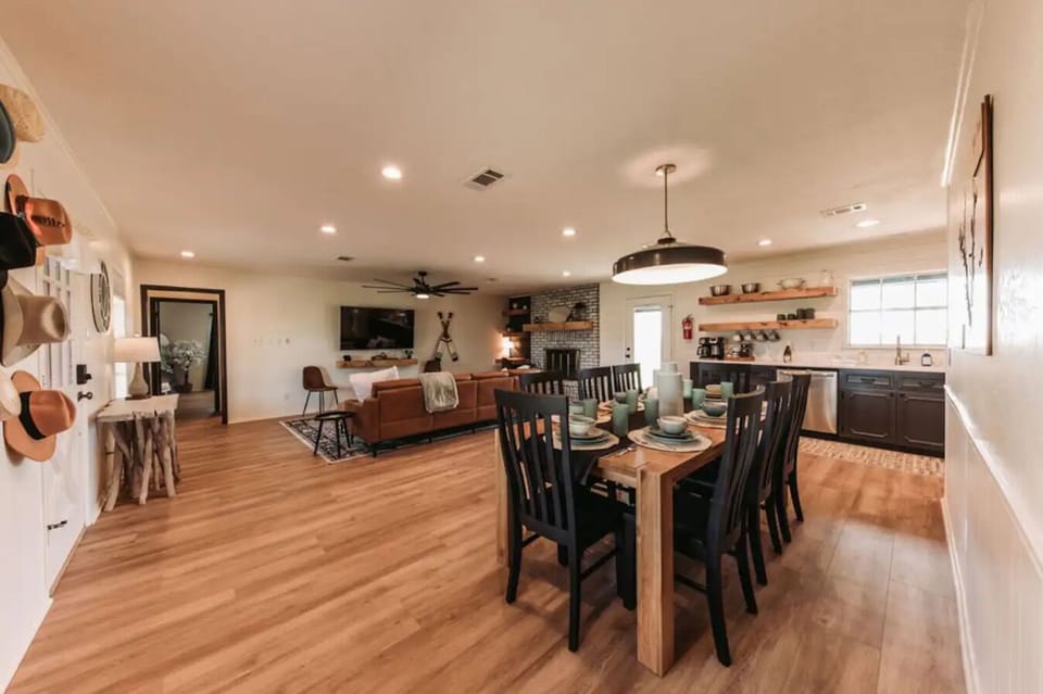 Shared areas make this room the heart of the house!
