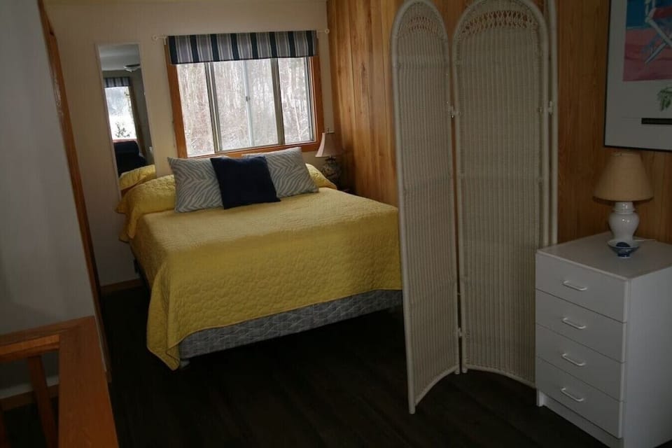 Sleep comfortably deep in nature.