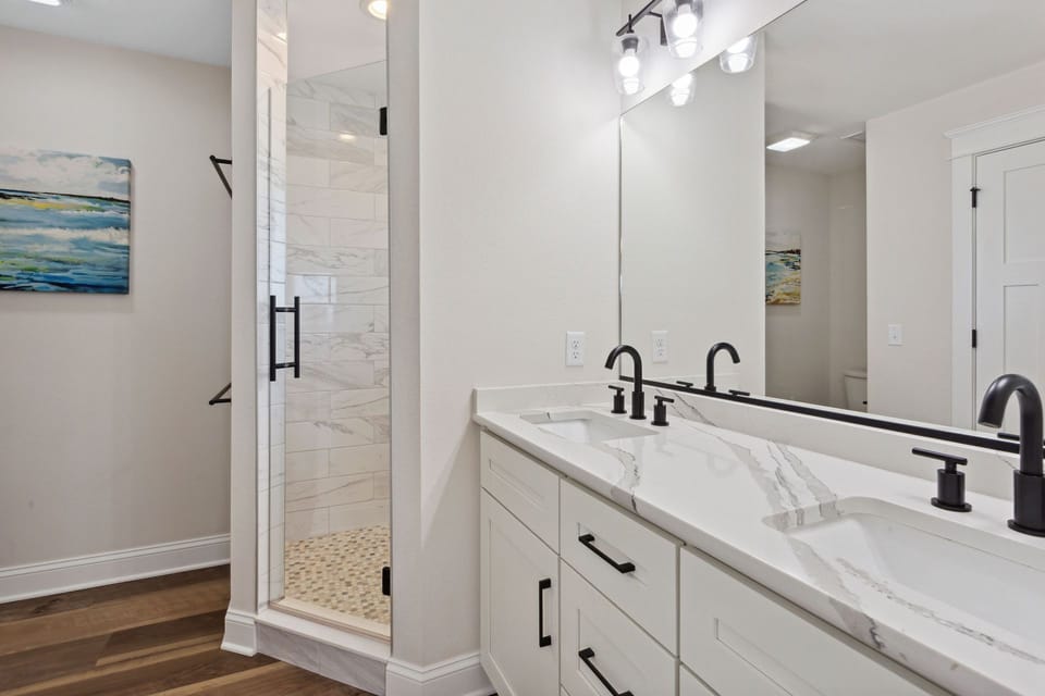 2nd master bathroom