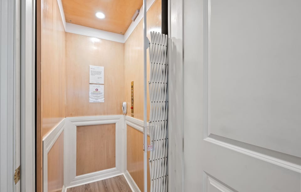 The elevator for your gear.