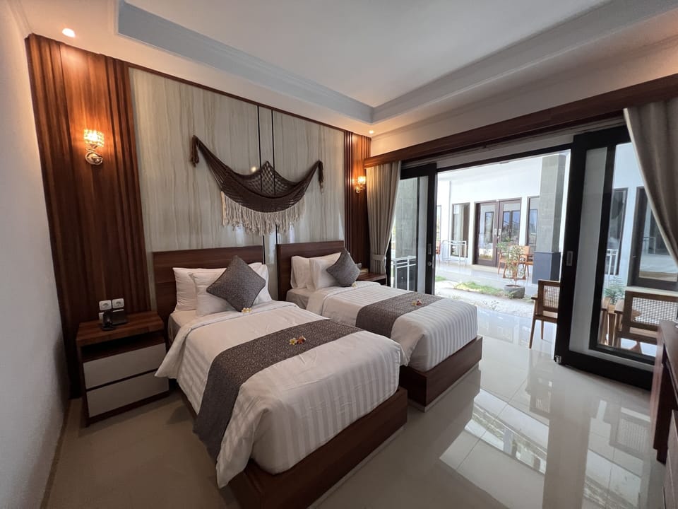 Superior Twin Room - Free Shuttle to Banjar Nyuh Harbor (1 Way) | Minibar, desk, laptop workspace, free WiFi