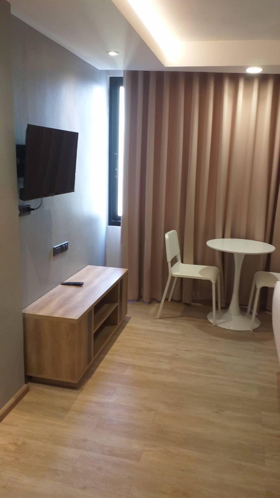 STANDARD QUEEN TOWER 3 | Free WiFi