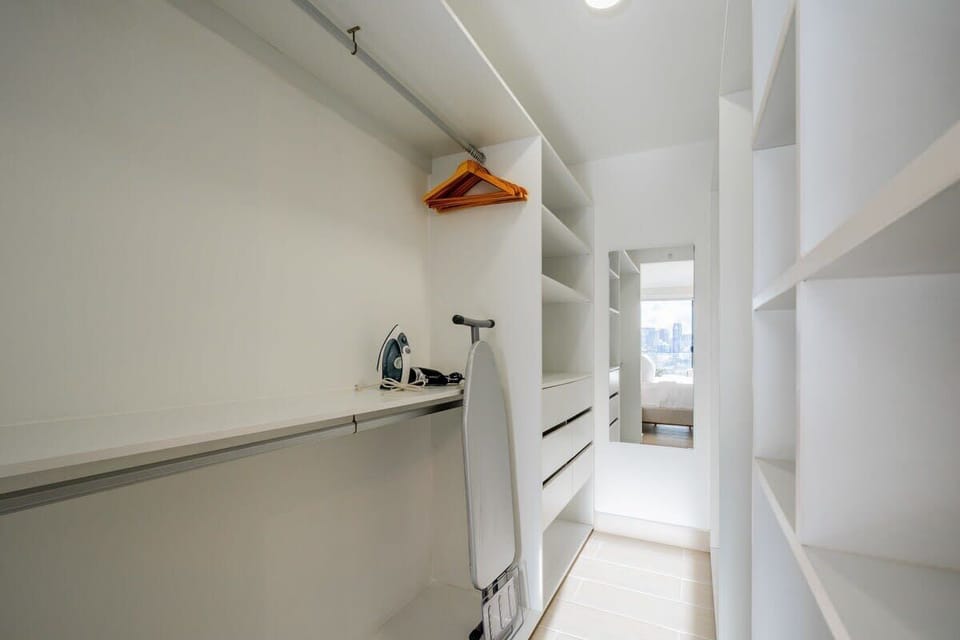 Walking closet