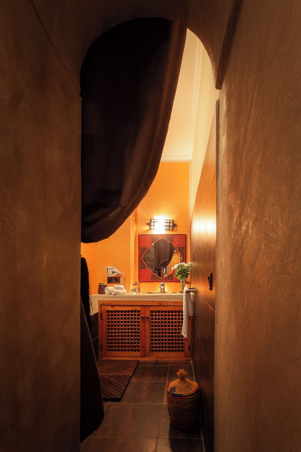 Chems | Bathroom | Rainfall showerhead, free toiletries, hair dryer, bathrobes