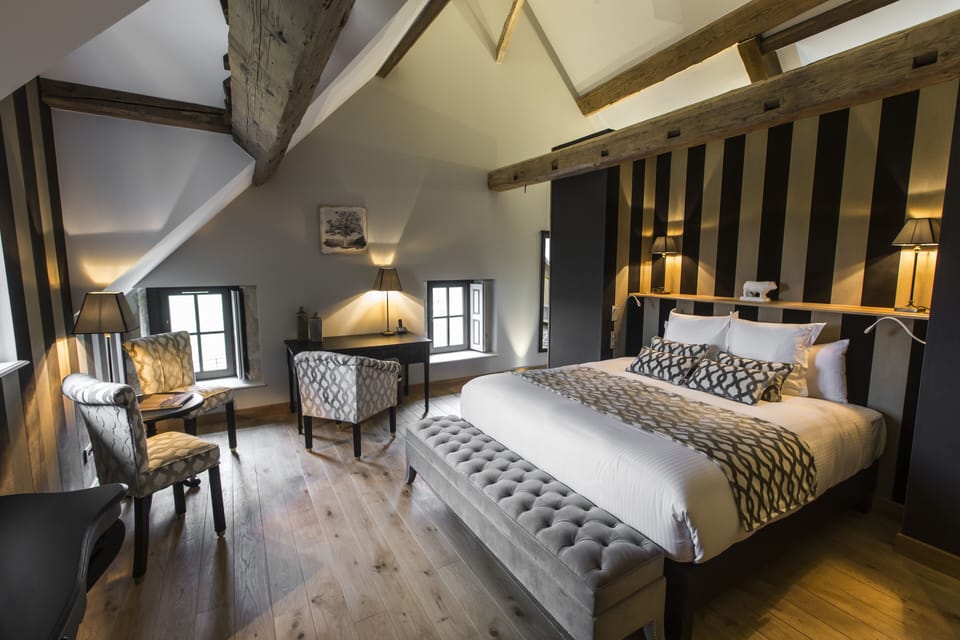 Classic Room | In-room safe, desk, soundproofing, free WiFi