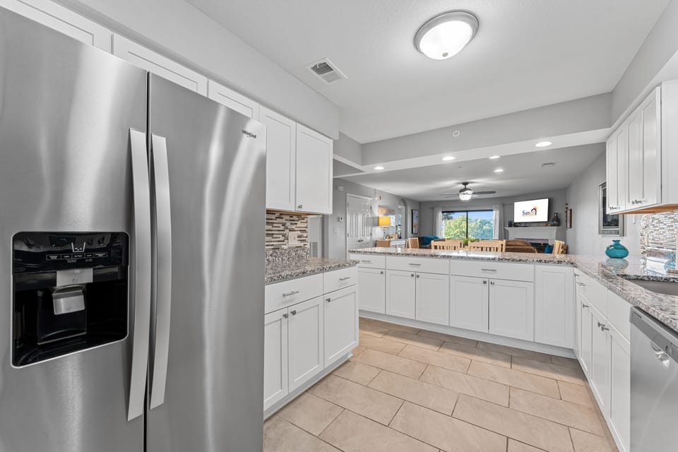 Condo, 2 Bedrooms | Private kitchen | Coffee/tea maker, fridge, oven, toaster