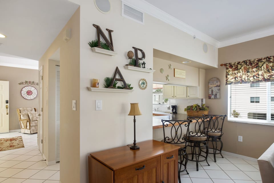 Breakfast Bar