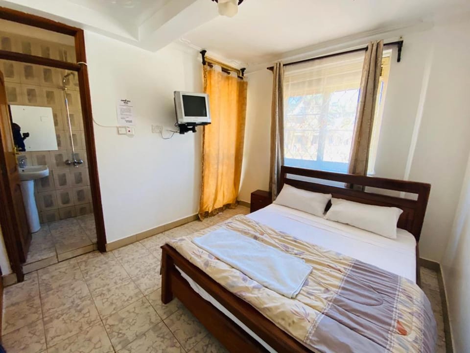 Double Room | Free WiFi