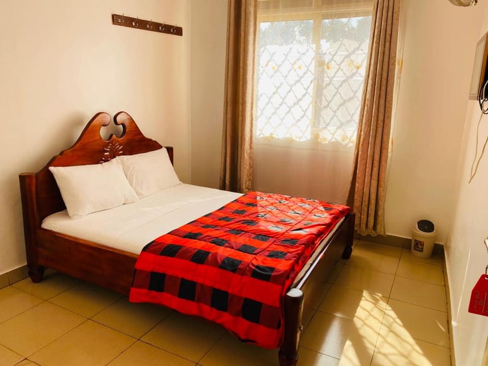 Double Room | Free WiFi