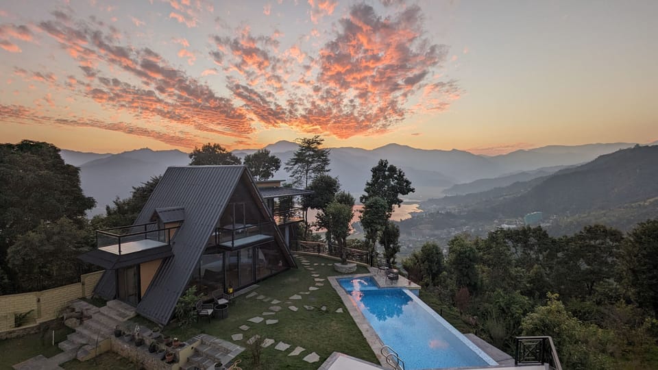The Pipal Tree - Villa and the sunset 