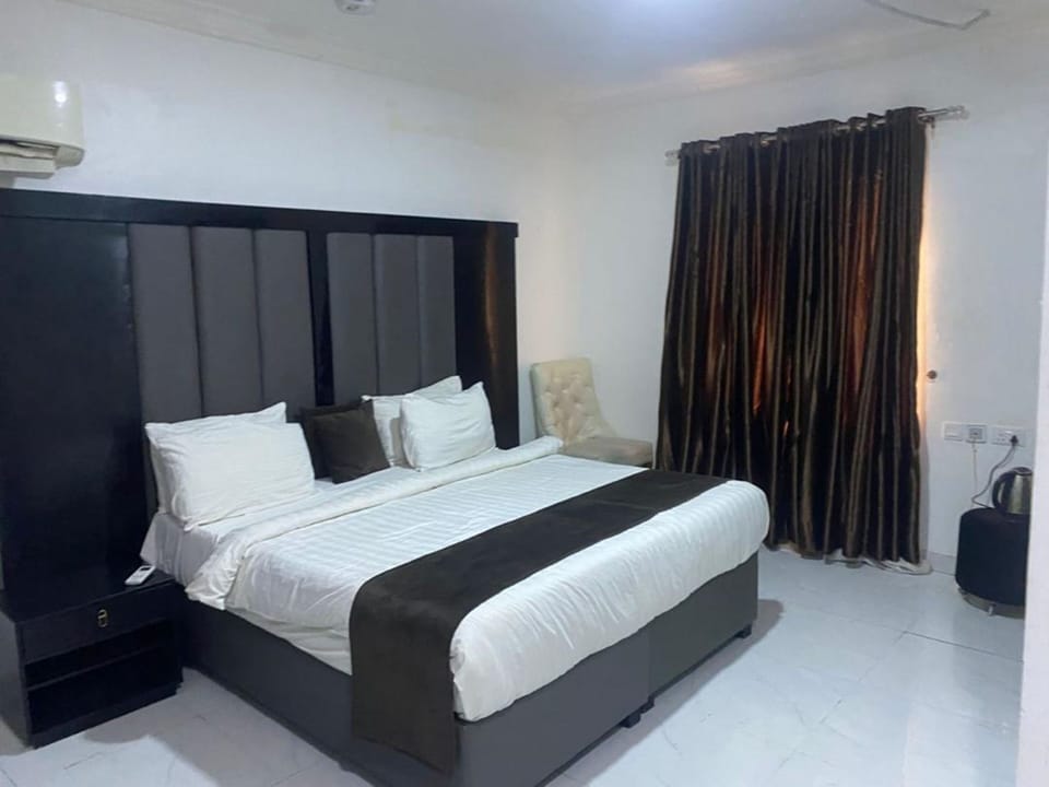 Deluxe Room | 1 bedroom, free WiFi