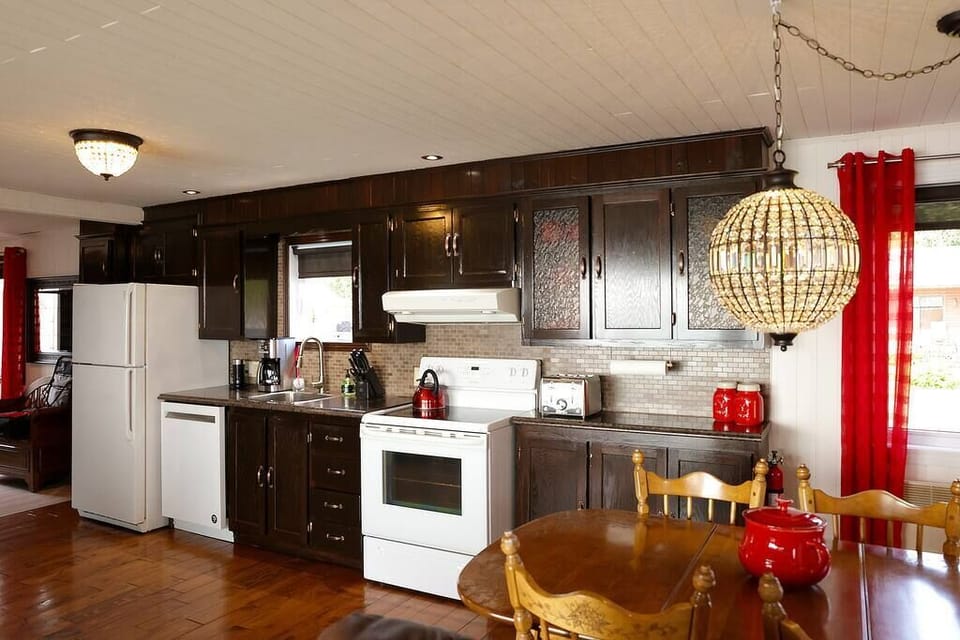 Kitchen (2)