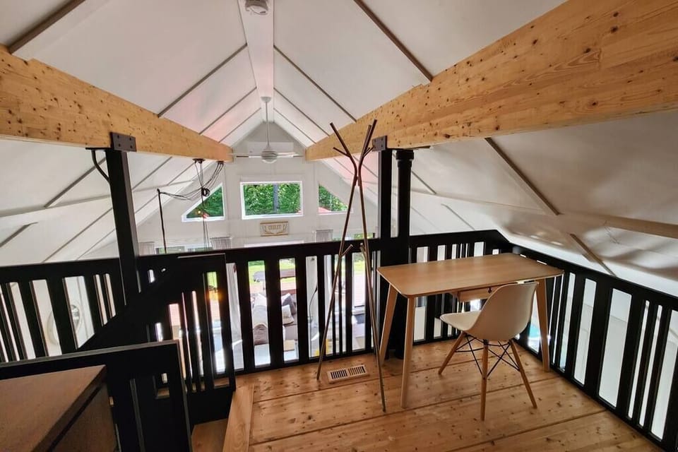 Mezzanine, with desk