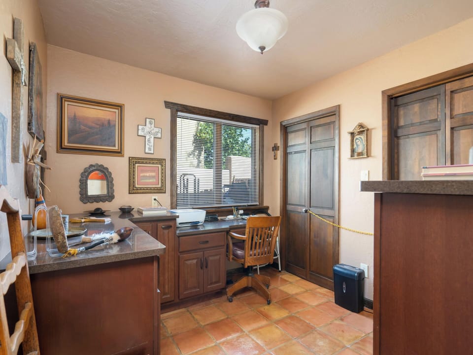 House (2 Bedrooms) | Property amenity