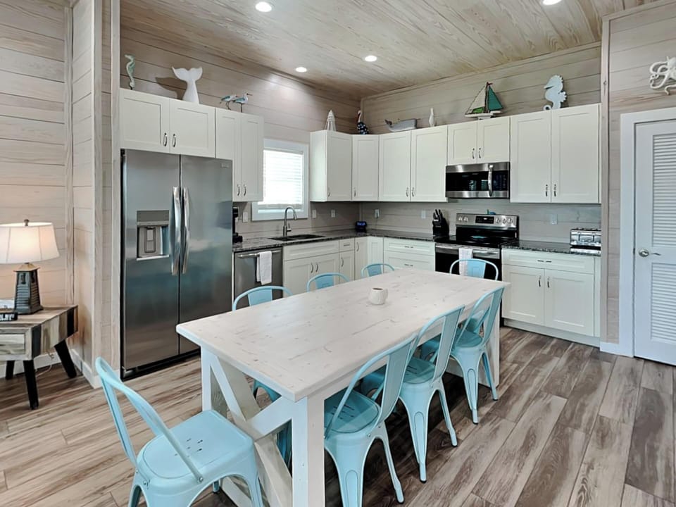 Studio (3 Bedrooms) | Property amenity