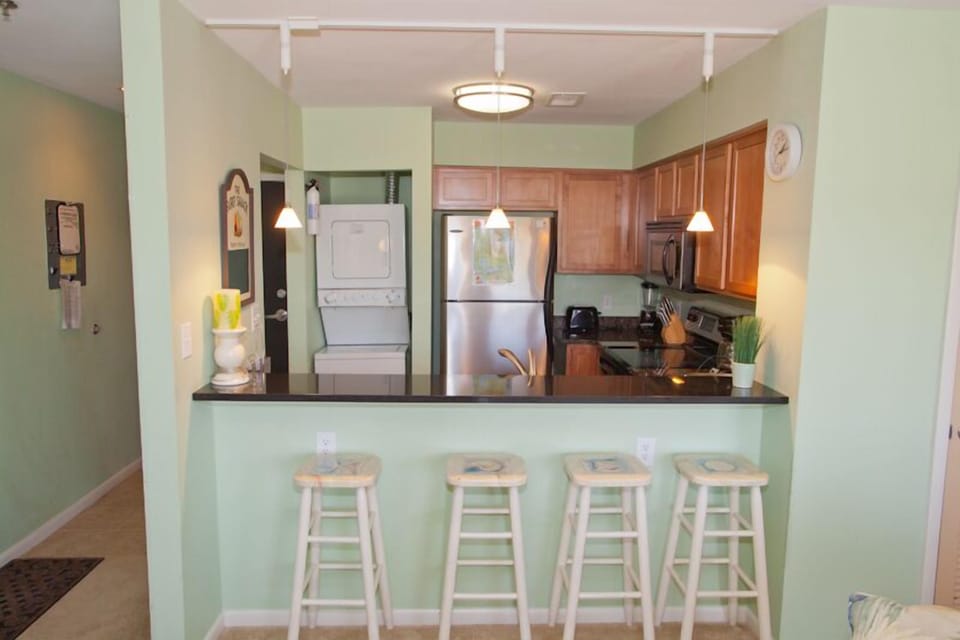 Kitchen counter seating