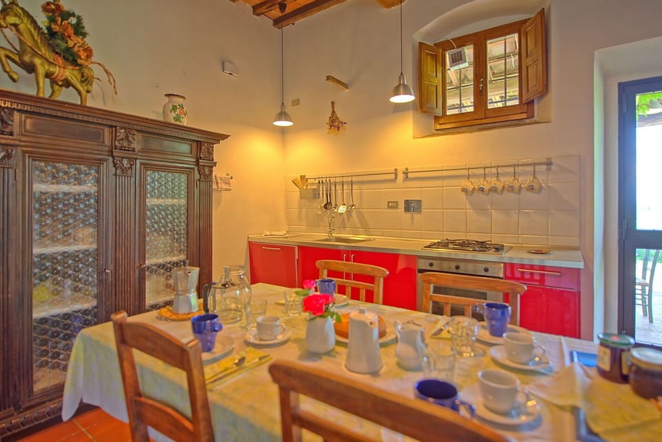 Dining Room, Kitchen