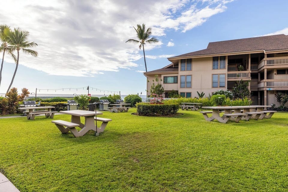 Sea Village Grounds