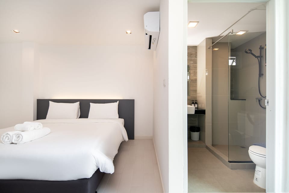 Superior Double Room | Desk, soundproofing, free WiFi
