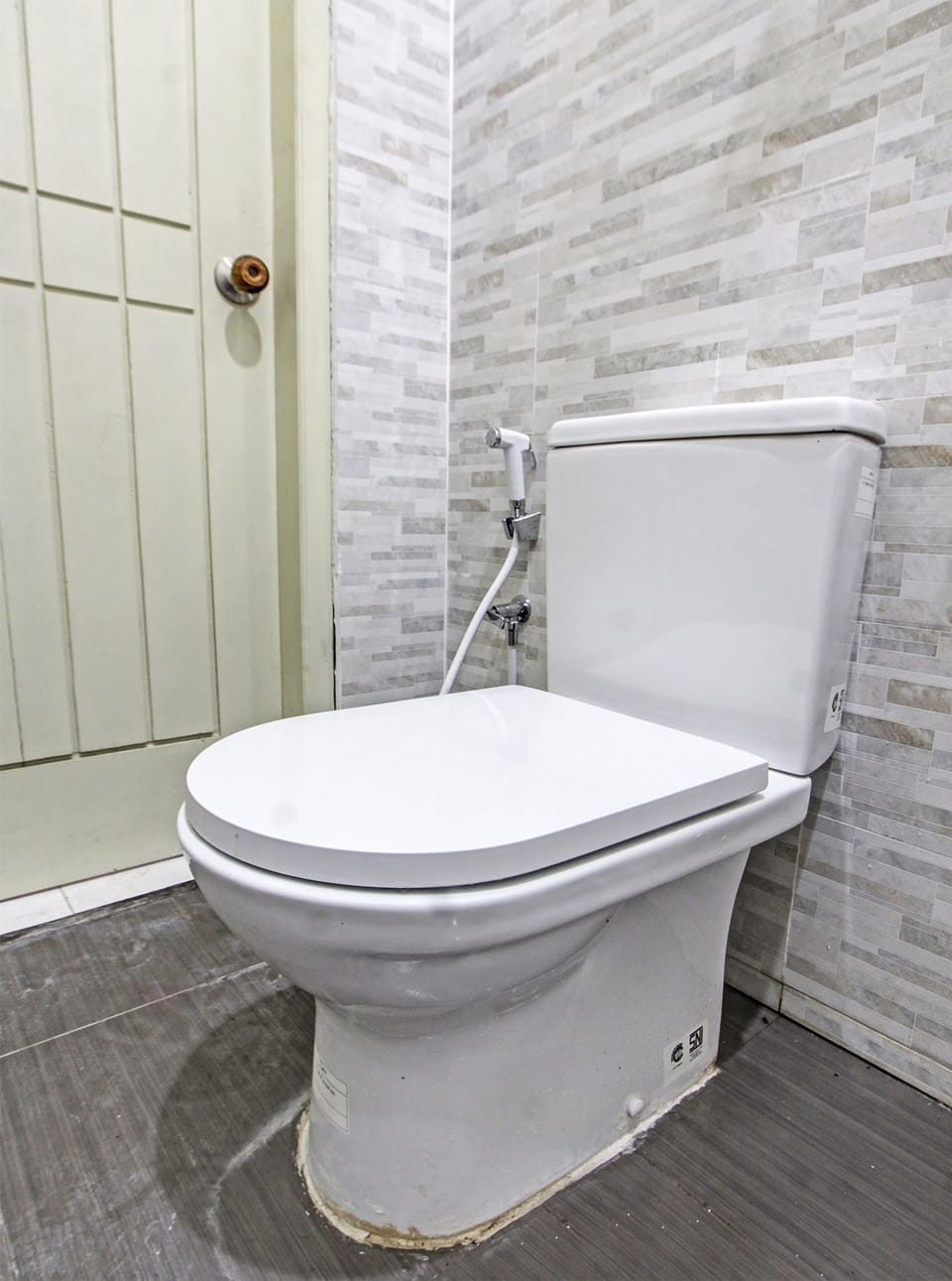 Deluxe Twin Room | Bathroom | Shower, towels