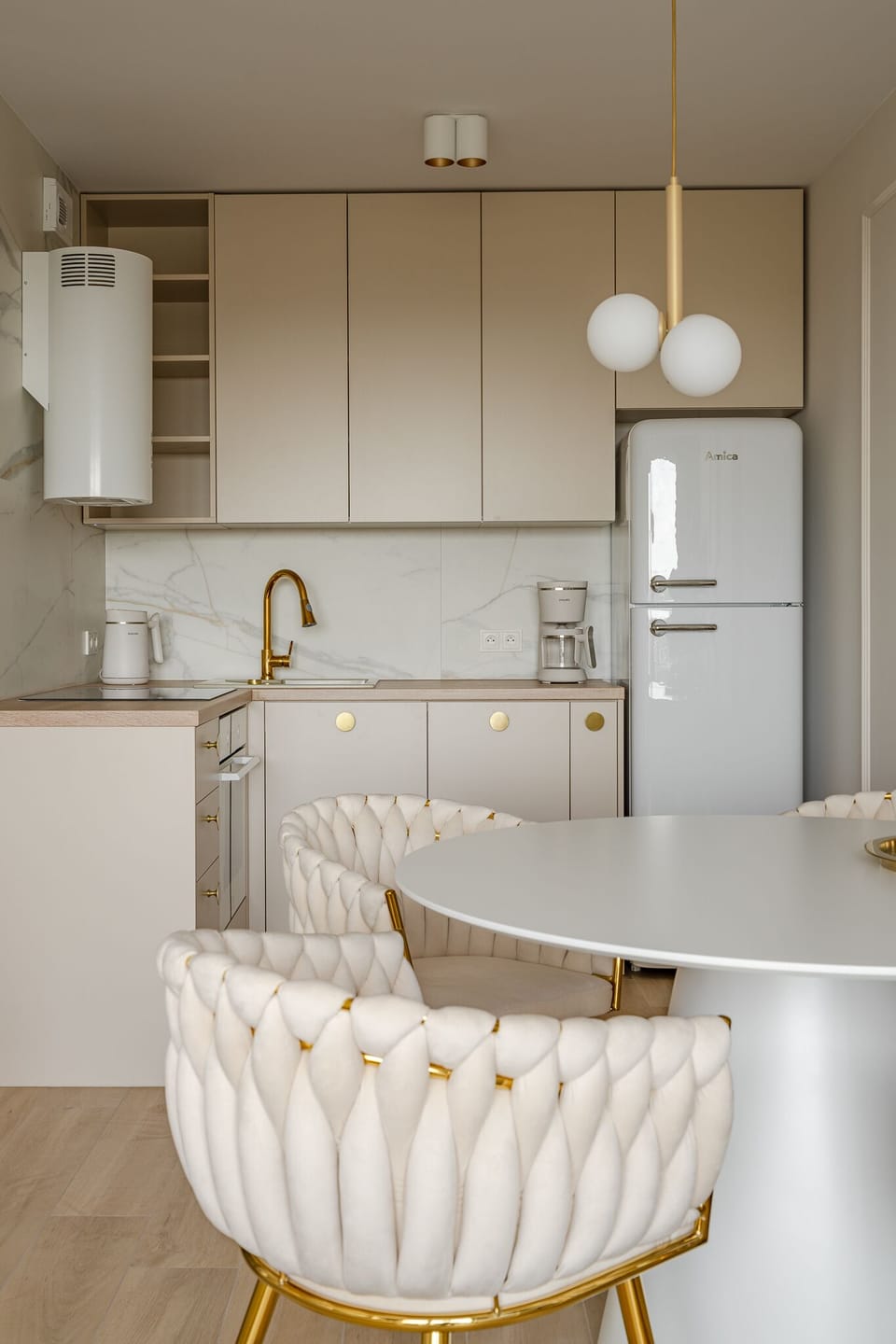 Private kitchenette