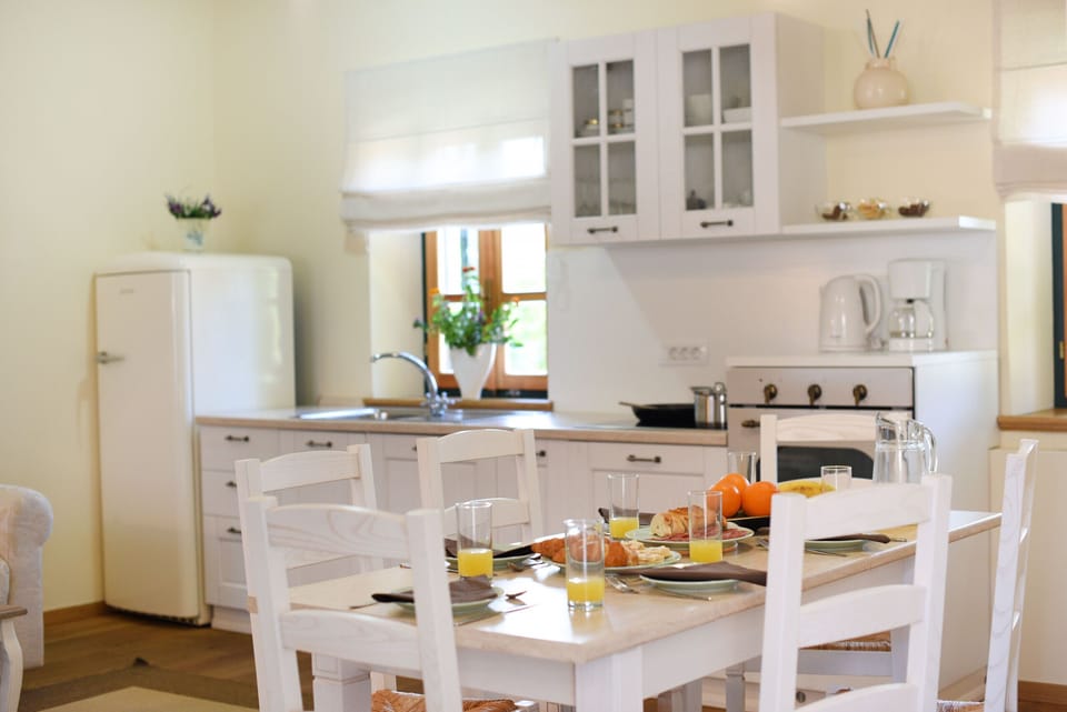 Villa, 3 Bedrooms, Private Pool, Pool View | Private kitchen | Microwave, oven, stovetop, dishwasher